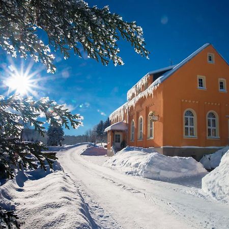 Hotel Landgasthof Wolfsgrund Dorfchemnitz Exterior foto