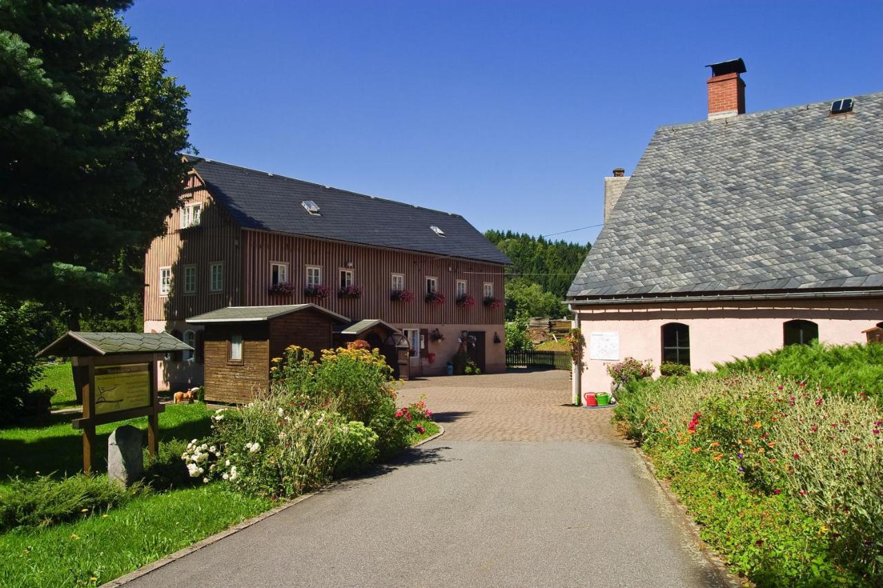 Hotel Landgasthof Wolfsgrund Dorfchemnitz Exterior foto